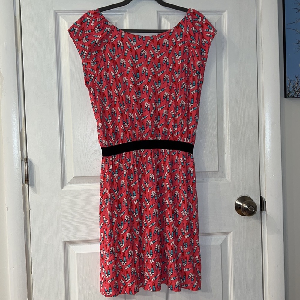 Lilly Pulitzer size L lipstick dress